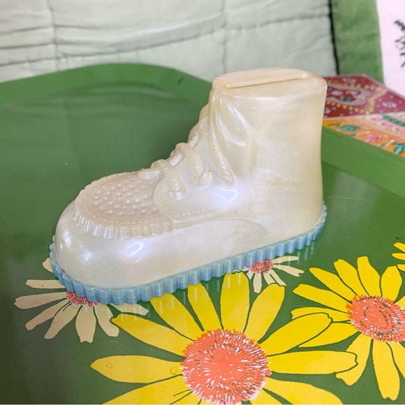 50s Baby Shoe Bank - Picture 3 of 6